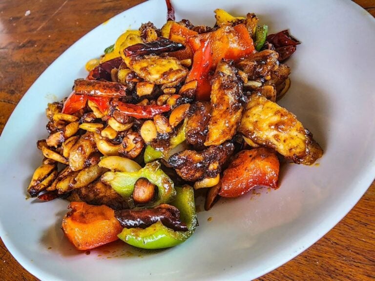 Denz Phuket Chicken Cashew Nuts - Patong, Kathu, Phuket Thailand