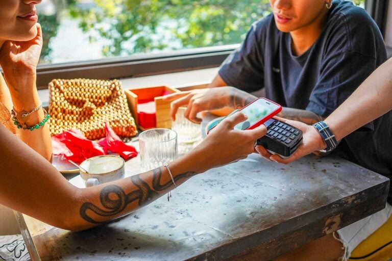 Best E-Wallets for Foreigners Travelling to Thailand | Denz Coworking Cafe Phuket