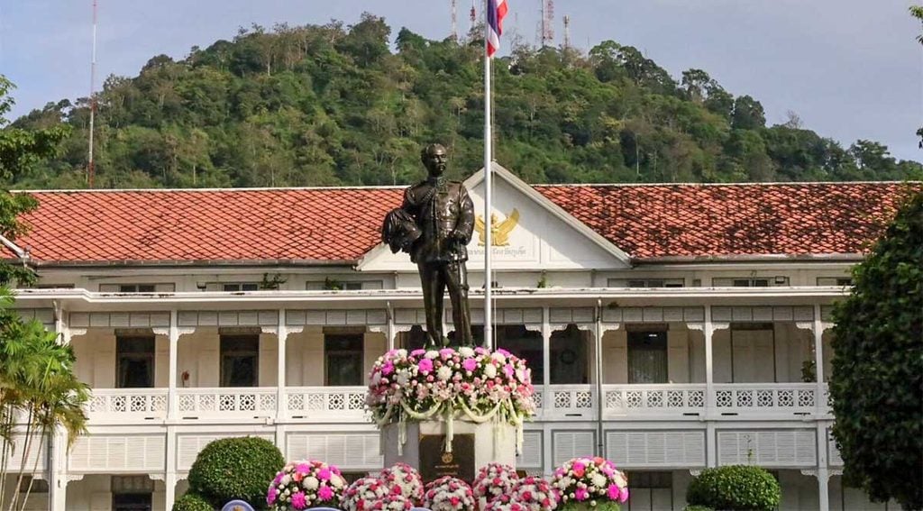 Chulalongkorn Day Long Weekend | Denz Coworking Cafe Phuket